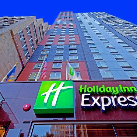 Holiday Inn Express - Times Square By Ihg New York Eksteriør billede