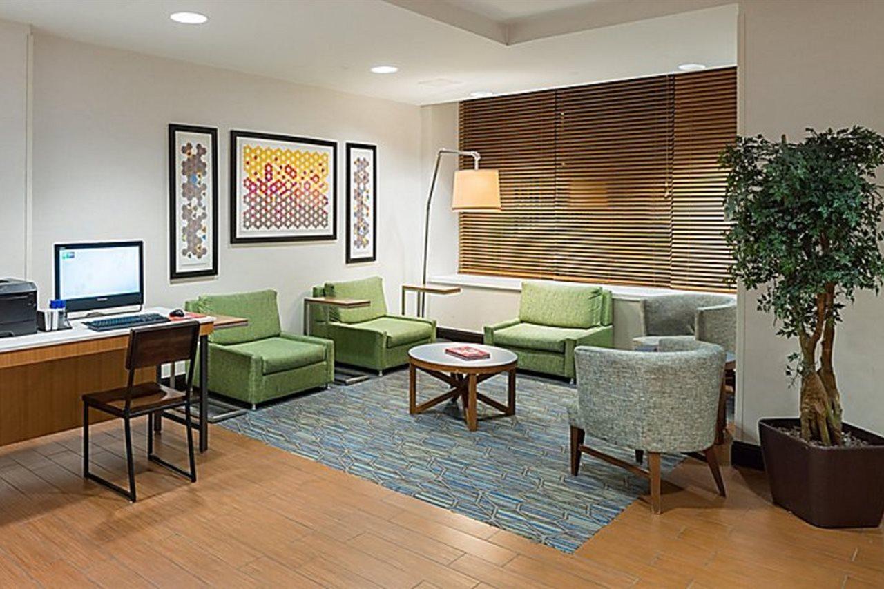 Holiday Inn Express - Times Square By Ihg New York Eksteriør billede