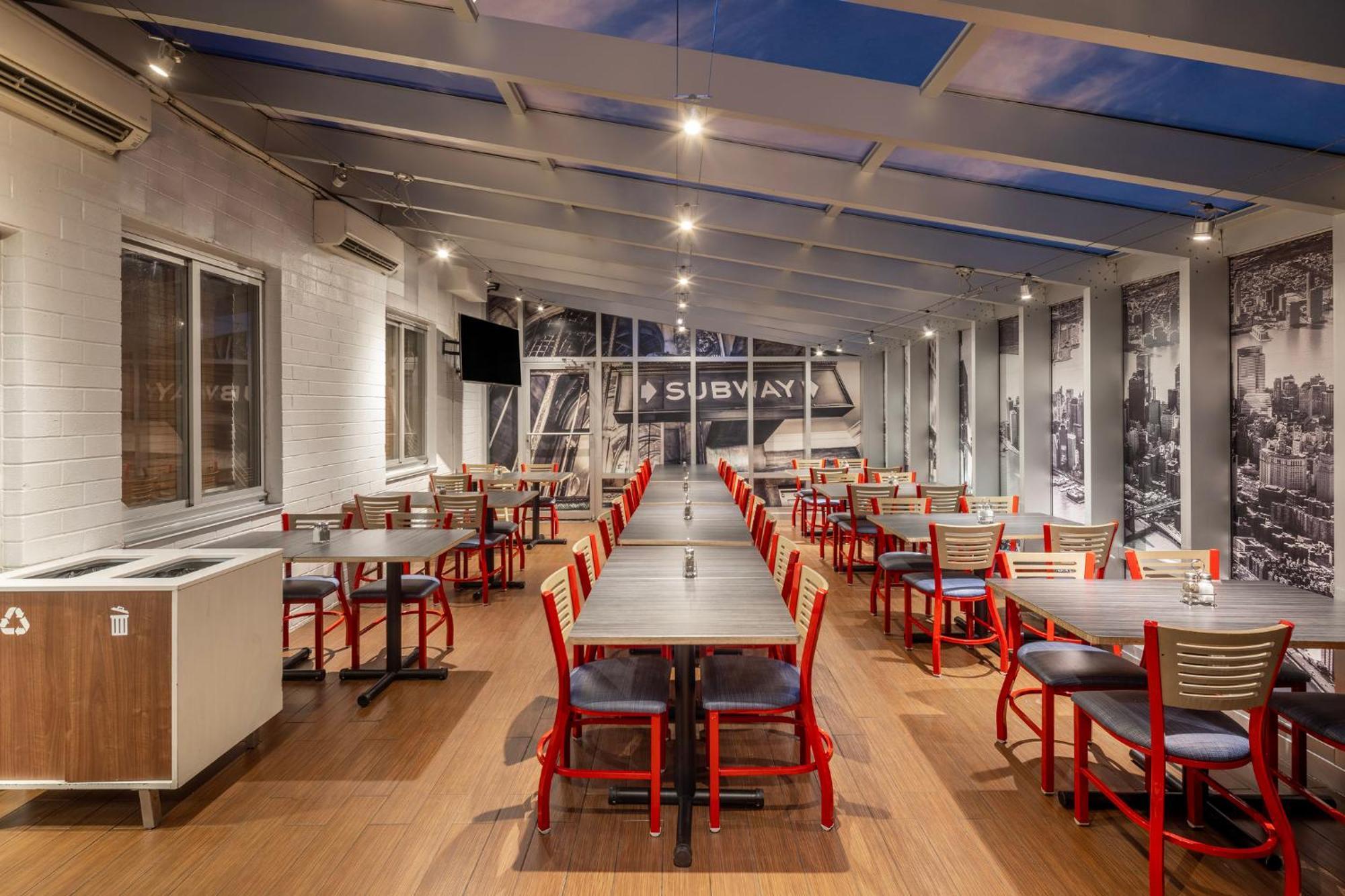 Holiday Inn Express - Times Square By Ihg New York Eksteriør billede