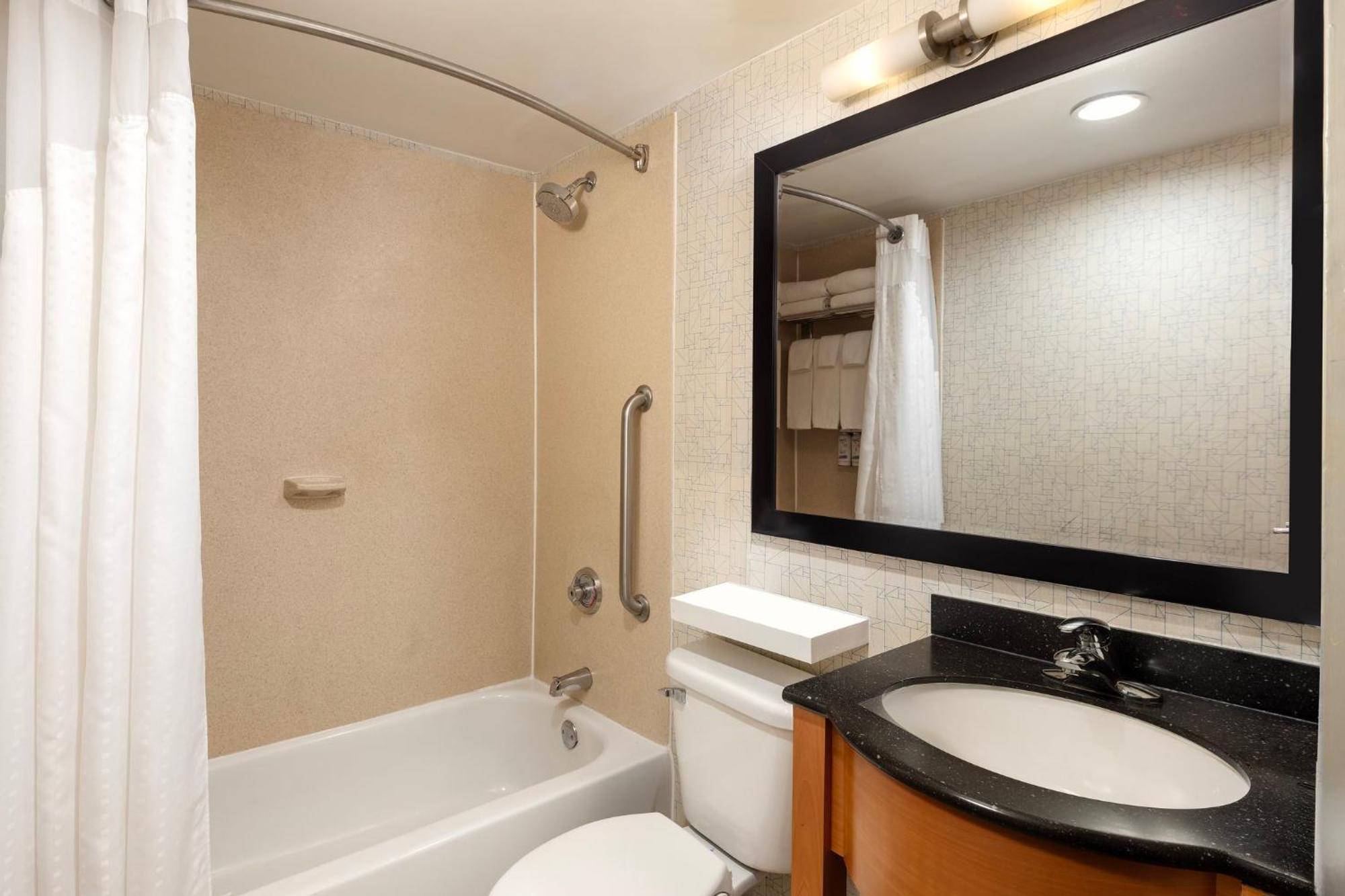 Holiday Inn Express - Times Square By Ihg New York Eksteriør billede