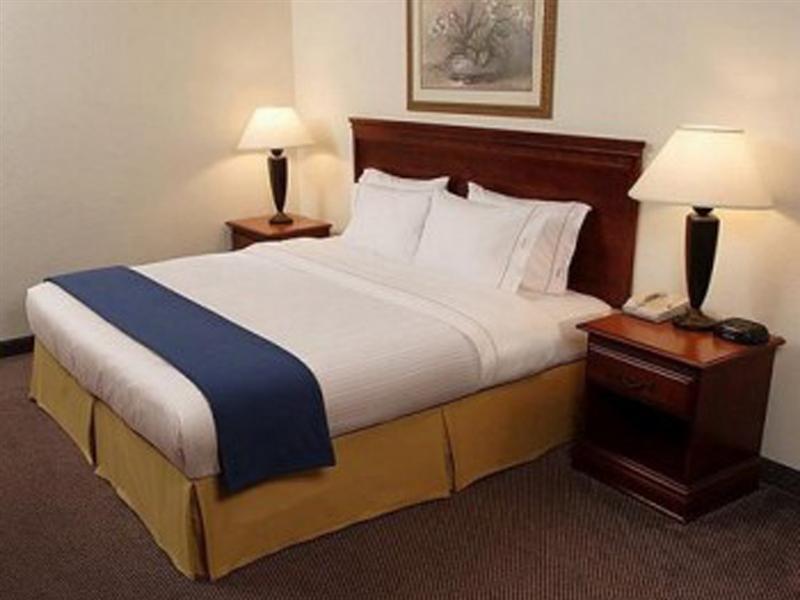 Holiday Inn Express - Times Square By Ihg New York Eksteriør billede