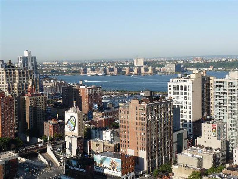 Holiday Inn Express - Times Square By Ihg New York Eksteriør billede
