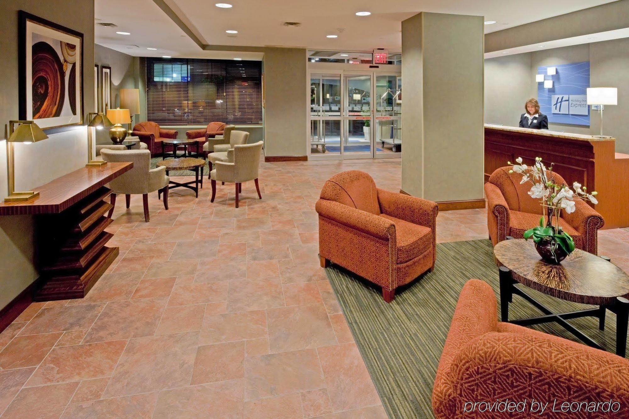 Holiday Inn Express - Times Square By Ihg New York Eksteriør billede